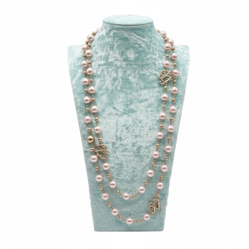 58” Too Faced Pink Faux Pearl Opera Necklace Long Slip On Beaded Necklace